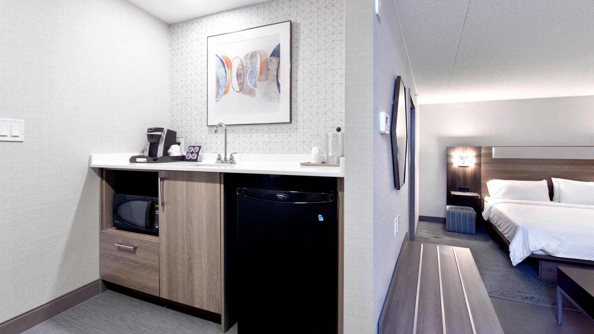 Holiday Inn Express Hotel & Suites Waterloo - St. Jacobs Area By Ihg Exteriör bild